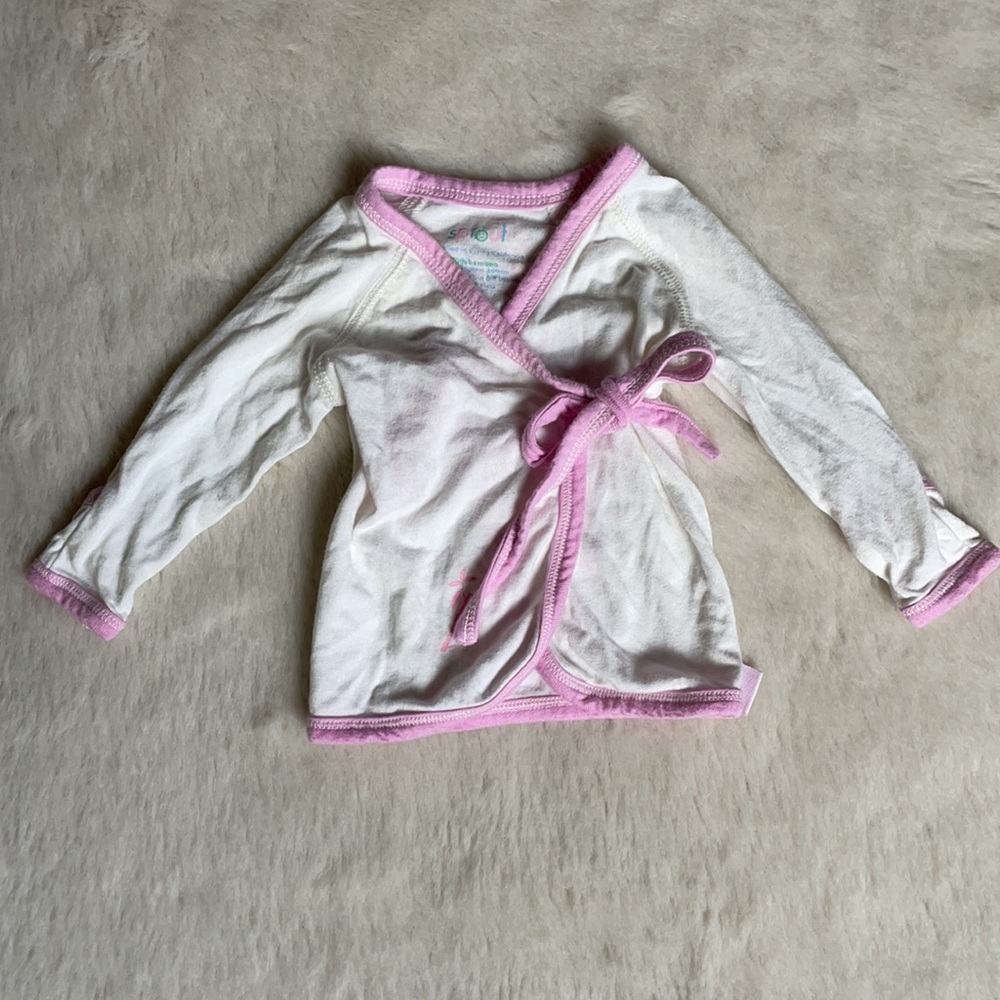 Sprout | Ivory & Pink Bamboo Pajama Set | 0-1 Month - Picture 3 of 15